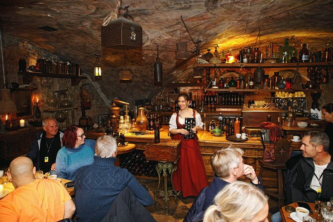 shared-activity-riga-black-balsam-18th-century-degustation-2