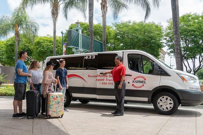 shared-airport-arrival-transfer-lax-international-airport-to-anaheim-buena-park-or-garden-grove