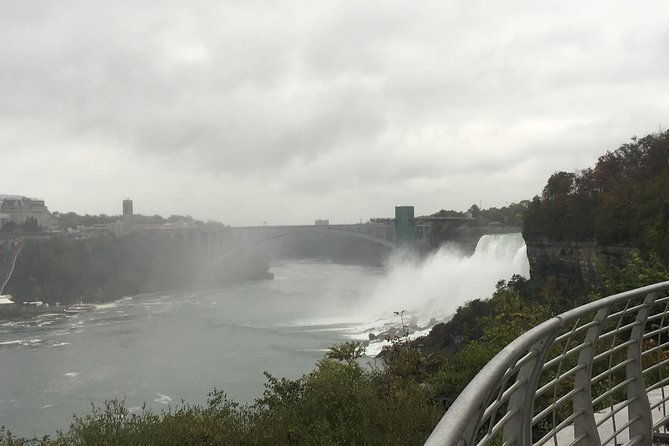 shared-airport-transfer-buffalo-niagara-international-airport-to-niagara-falls-ny