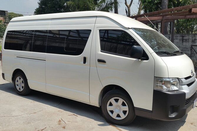 shared-arrival-transfer-el-salvador-international-airport-to-san-salvador