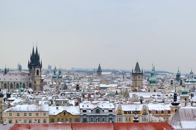 shared-arrival-transfer-prague-airport-to-hotels