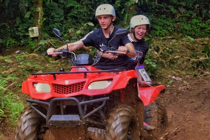 shared-atv-driving-in-visita-nomada