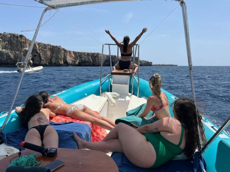 Shared boat excursion Half day - A Closer Look at the Experience