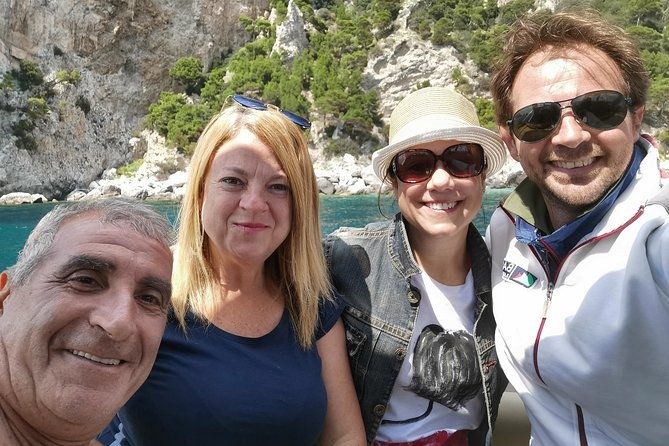 shared-boat-tour-to-capri-from-sorrento-msh