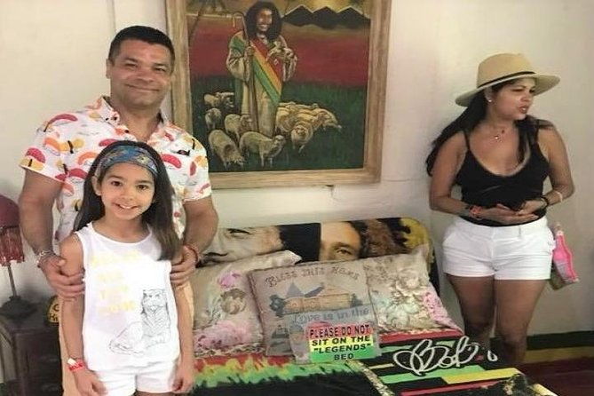 shared-bob-marley-mausoleum-tour-nine-miles-jamaica-from-montego-bay