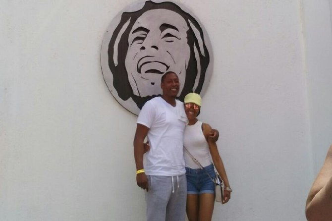 shared-bob-marley-mausoleum-tour-nine-miles-jamaica-from-montego-bay