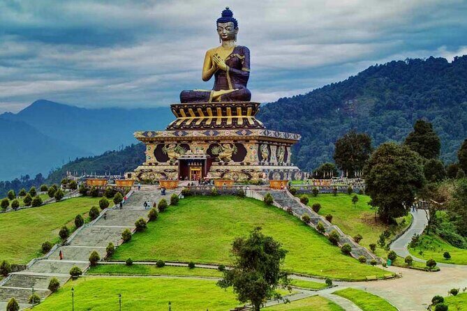 Shared Buddha Park Vientiane Tour - An In-Depth Look at the Itinerary