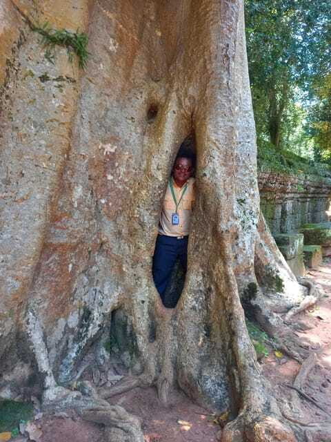 Shared day tour with Spanish-speaking guide at Angkor Temple. - Authentic Insights from Past Travelers