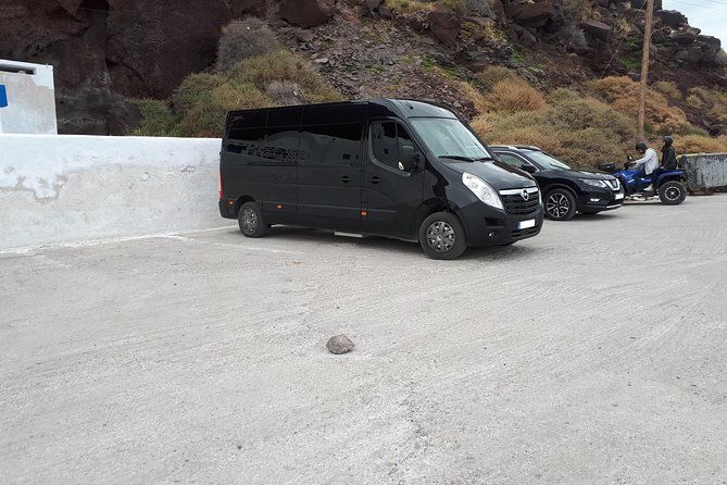 shared-departure-transfers-to-airport-or-port-santorini