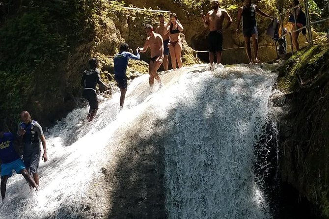 shared-dunns-river-falls-snorkel-cruise-with-music-open-bar-from-runaway-bay