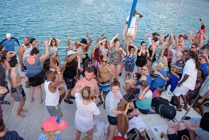 shared-dunns-river-falls-snorkel-cruise-with-music-open-bar-from-runaway-bay
