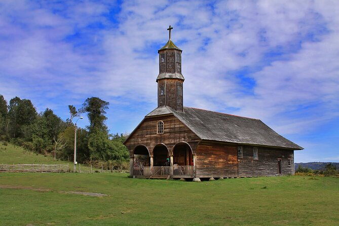 shared-full-day-tour-in-chiloe-island-with-pickup
