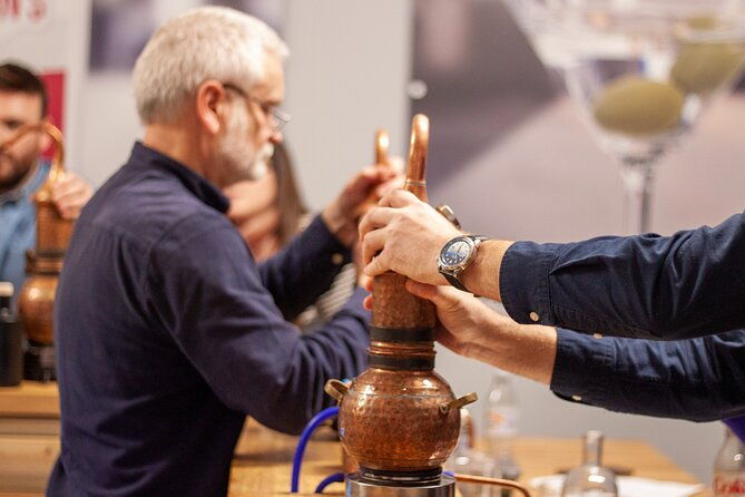 shared-gin-vodka-rum-making-experience-at-nelsons-distillery