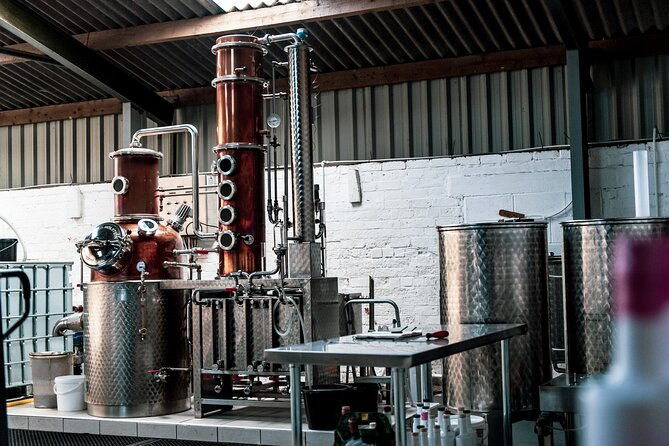 shared-gin-vodka-rum-making-experience-at-nelsons-distillery
