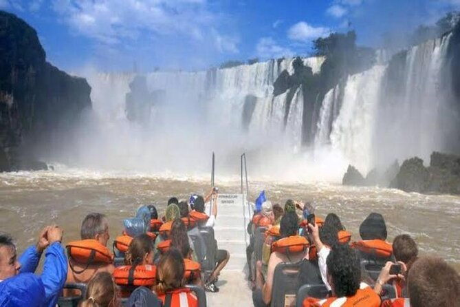 shared-group-brazilian-falls-with-boat-tour-and-tickets-included