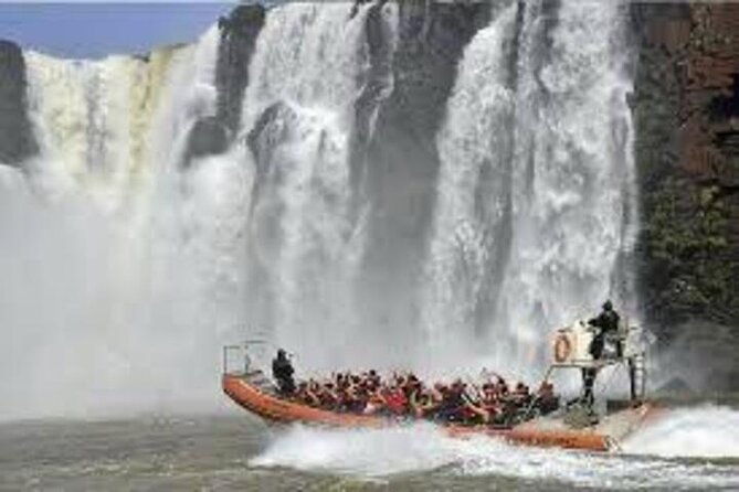 shared-group-brazilian-falls-with-boat-tour-and-tickets-included
