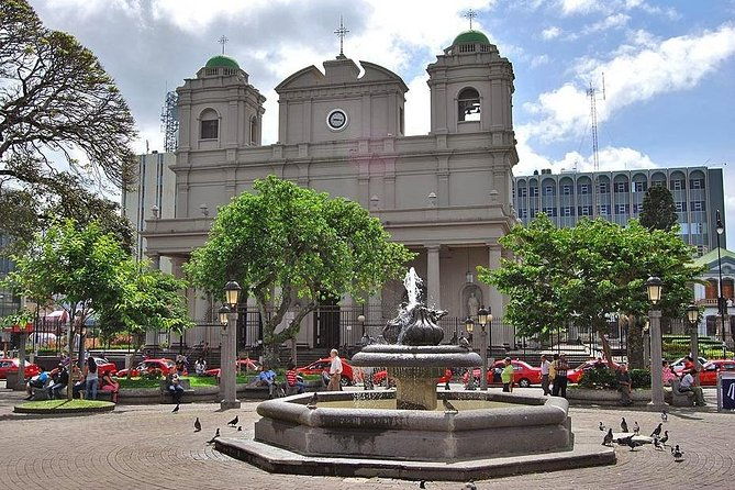 shared-shuttle-arenal-to-san-jose