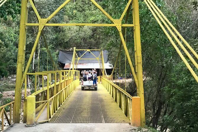 shared-shuttle-between-antigua-and-lanquin-for-semuc-champey