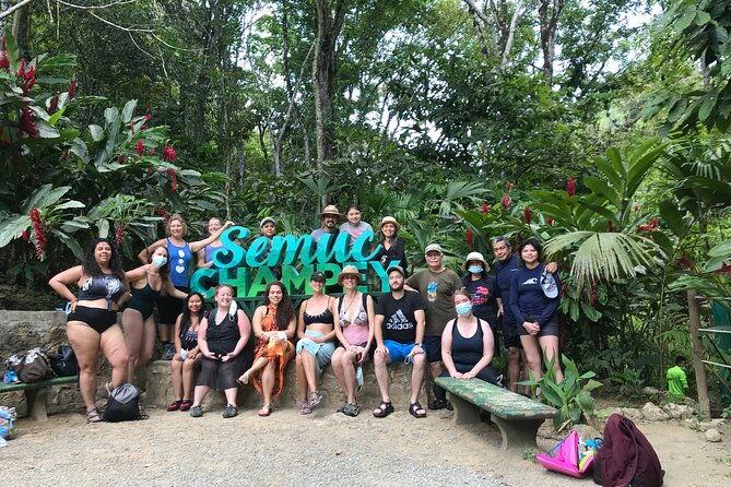 shared-shuttle-between-antigua-and-lanquin-for-semuc-champey