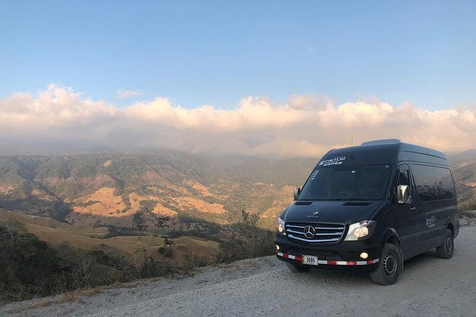 shared-shuttle-from-monteverde-to-tamarindo