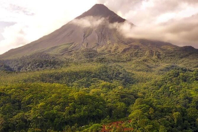 shared-shuttle-san-jose-to-arenal