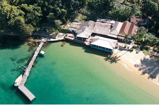 shared-speedboat-tour-paradise-island-tour