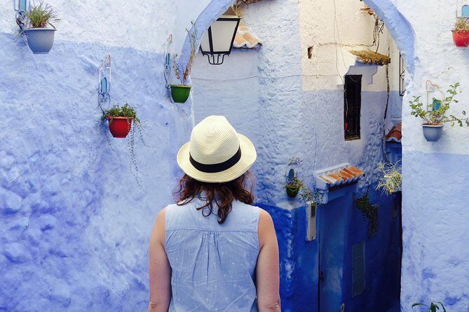 Shared tour: Chefchaouen Day Trip from Fes - The Journey Begins: Easy and Reliable Transportation