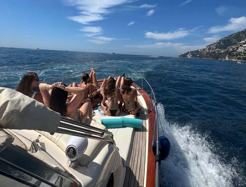 Shared Tour in The Amalfi Coast on our Apreamare 10 - Who Will Love This Tour?