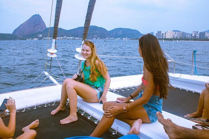 shared-tour-in-vela-catamaran-velas-do-rio
