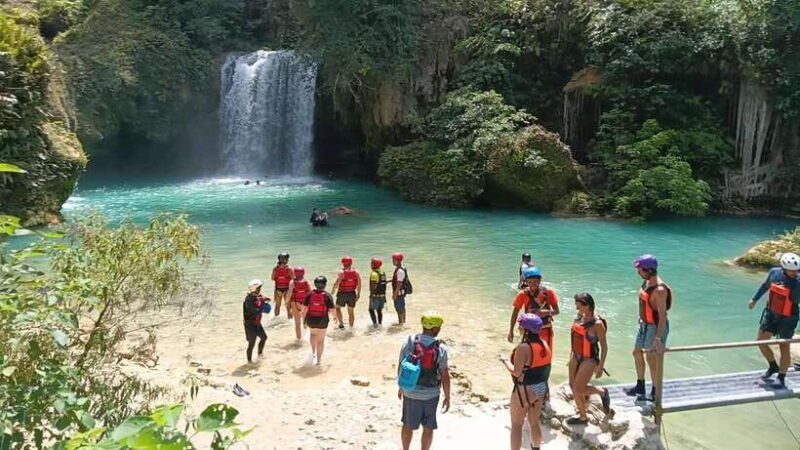 shared-tour-moalboal-snorkeling-adventure-canyoneering