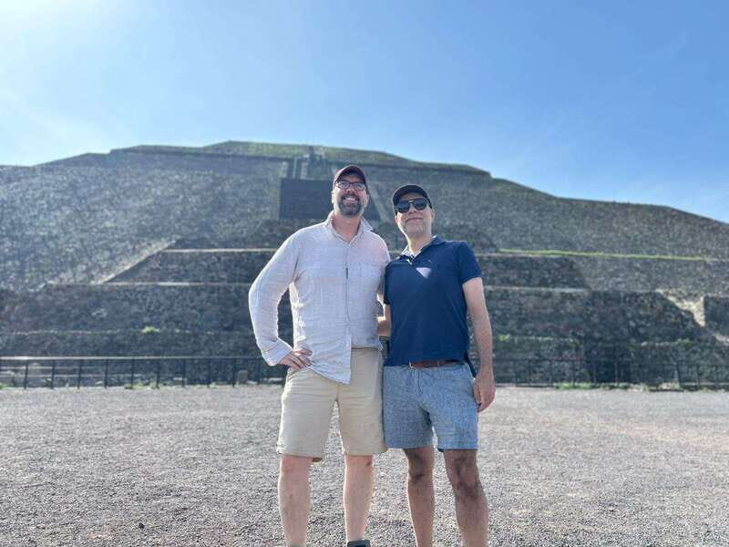 SHARED TOUR OF TEOTIHUACAN WITH BREAKFAST IN CAVE INCLUDED - Key Points