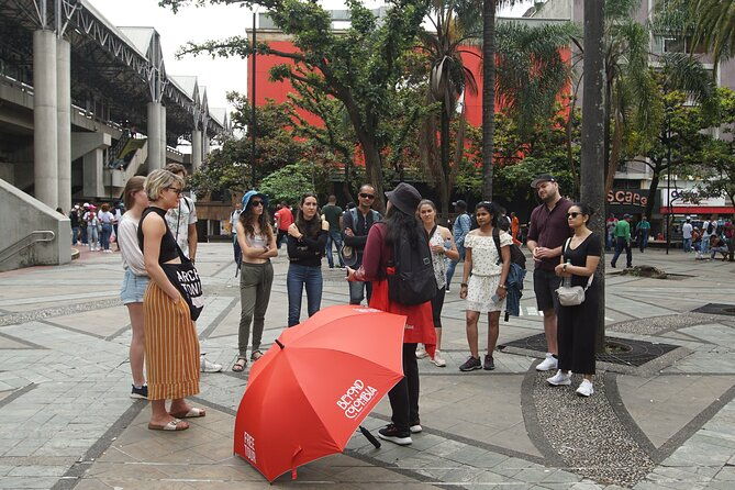 shared-tour-of-the-historical-and-cultural-center-of-medellin