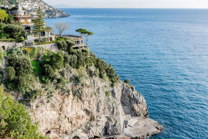 shared-transfer-from-naples-airport-to-sorrento