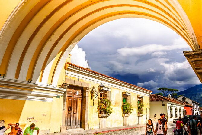 shared-transportation-from-panajachel-or-lake-atitlan-to-antigua