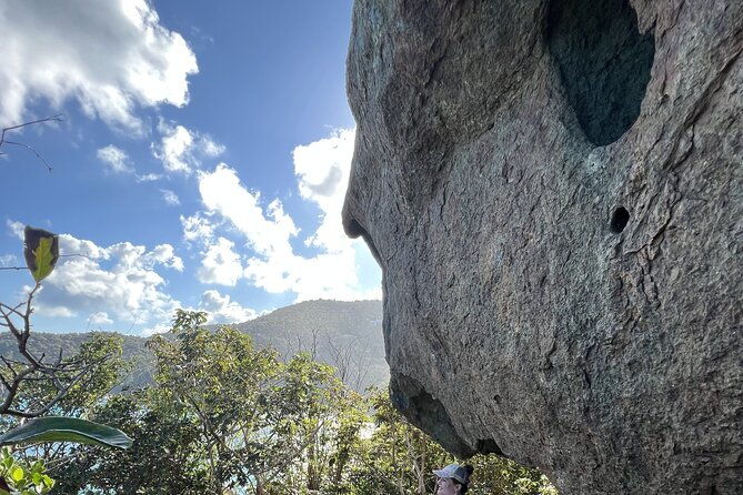 shark-bay-batcave-national-park-hiking-tour