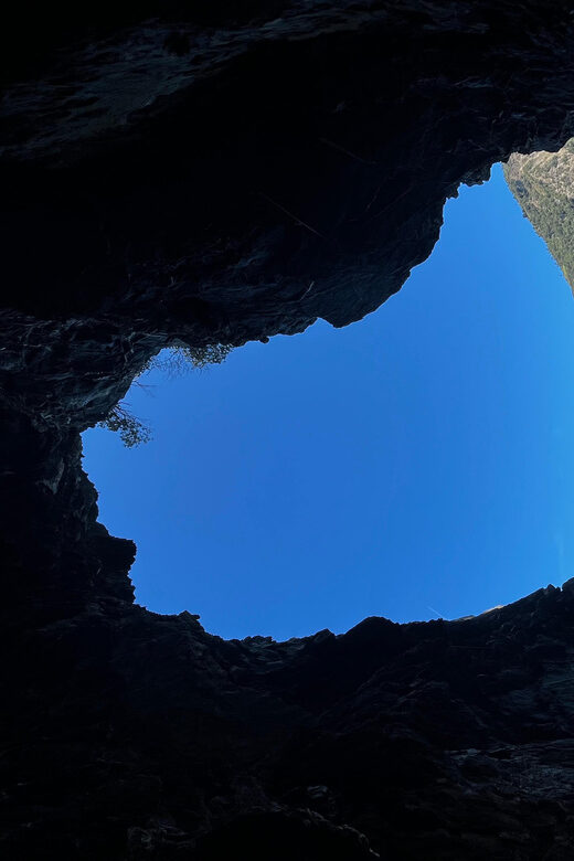 SHARK CAVE KAYAK TOUR - An In-Depth Look at the Shark Cave Kayak Tour