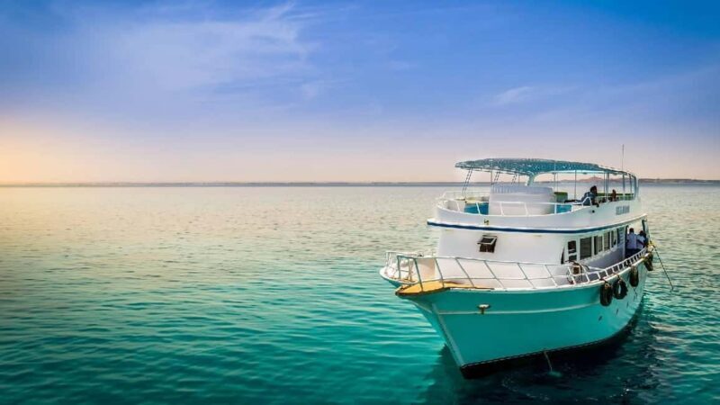 Sharm El Sheikh: Red Sea Cruise w/ Dinner & Transfer - An In-Depth Look at the Red Sea Dinner Cruise Experience