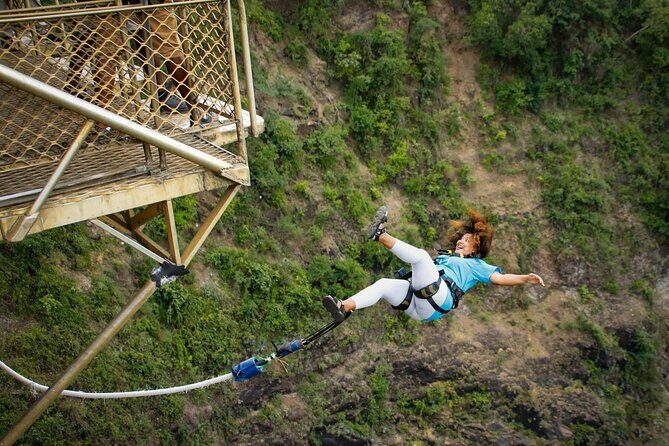 Shearwater Bungee Jump Victoria Falls Bridge - Who Should Do This?