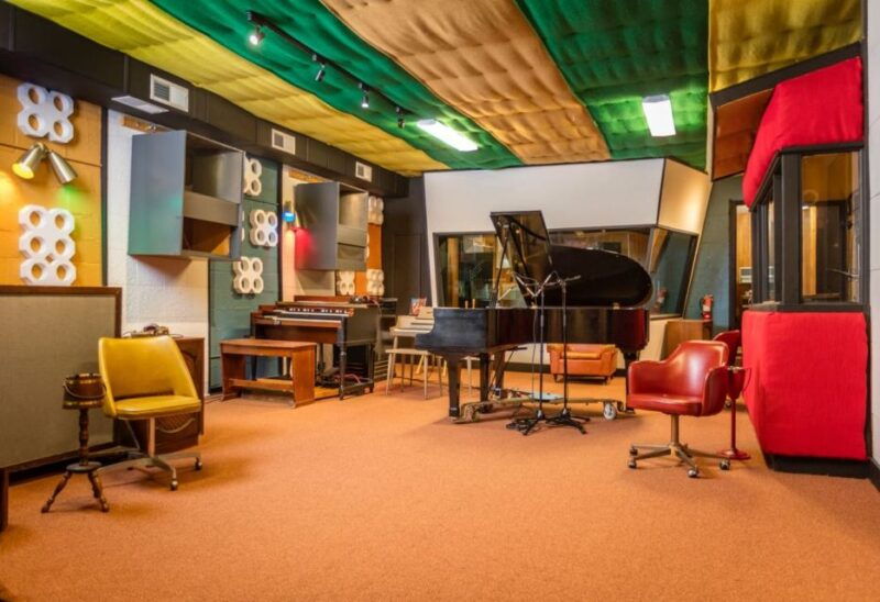 sheffield-muscle-shoals-sound-studio-guided-tour