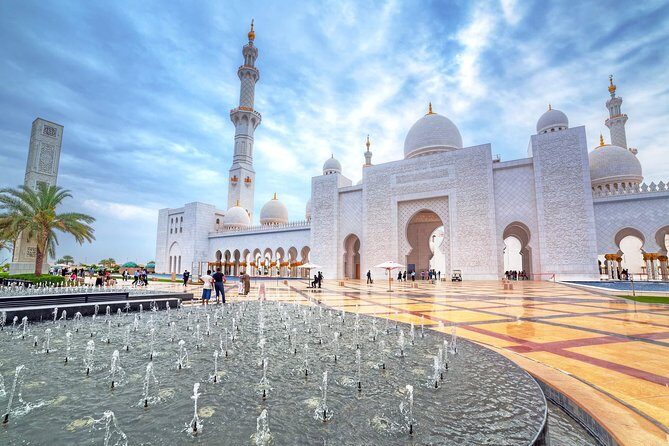 Sheikh Zayed Grand Mosque Tour From Dubai - What to Expect From the Sheikh Zayed Grand Mosque Tour