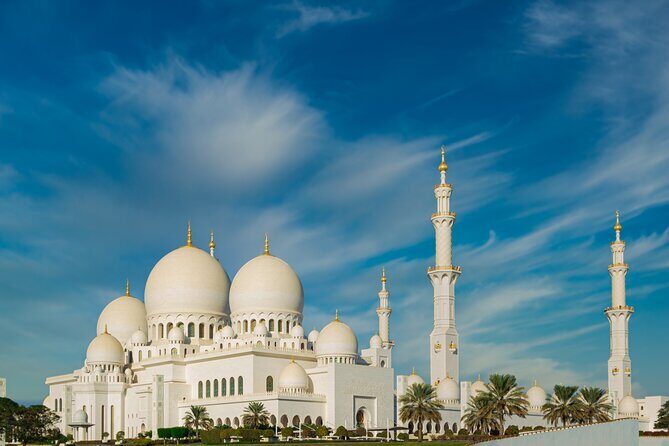 Sheikh Zayed Grand Mosque Tour From Dubai - Analyzing the Value and Experience