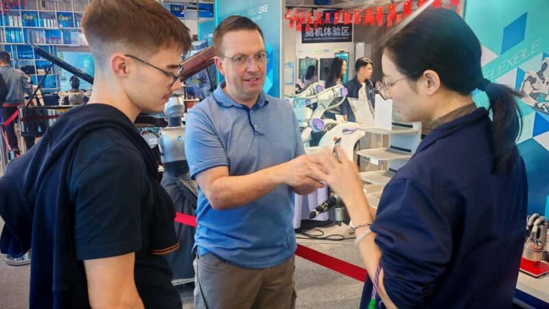 Shenzhen: Hands-On Robotics Experience - Robot Dogs & AI Art - Introduction