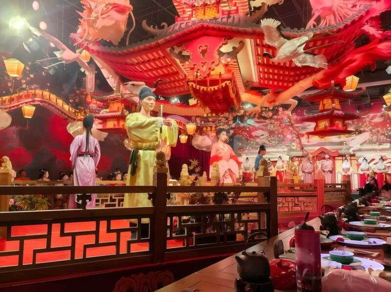 Shenzhen: Royal Dinning Experience with Tang Performance - Key Points