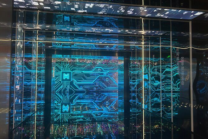 Shenzhen Tech DJI Electronics Market and Lianhua Mountain - Is This Tour Worth the Price?