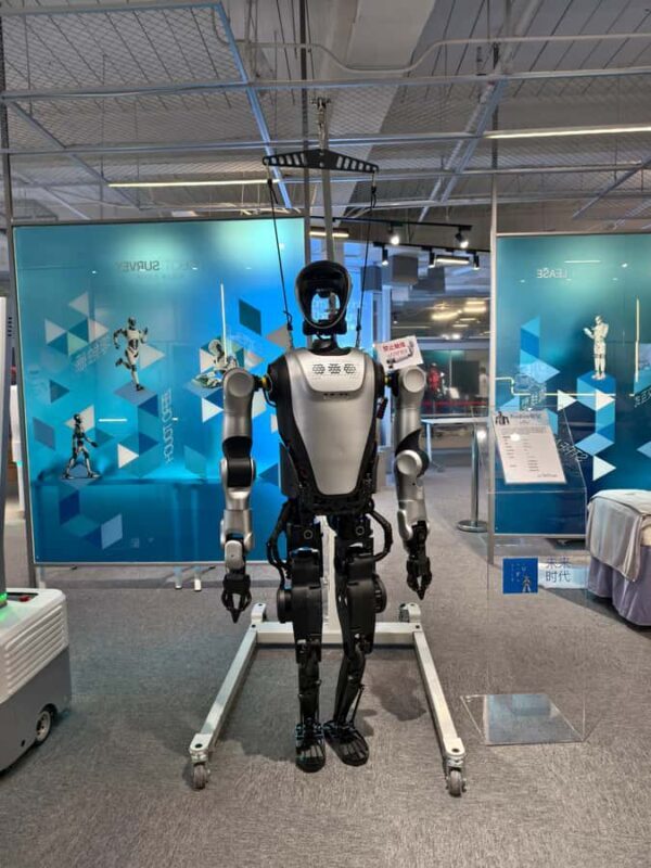 Shenzhen: Tech Tour - Drone Delivery & Robotaxi Ride - Key Points