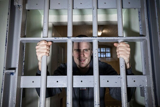 shepton-mallet-prison-escape-room-the-cell