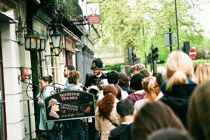 sherlock-holmes-old-london-very-small-group-walking-tour