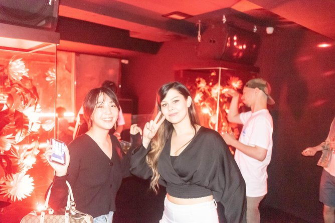 shibuya-house-disco-techno-dj-bars-experience