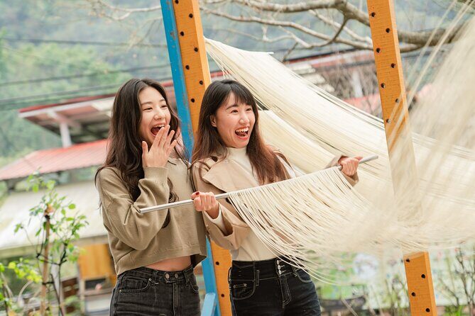 Shiding Old Street Luxury Tour Experience - Key Points