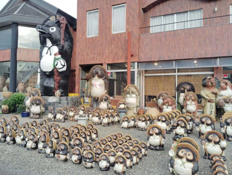 Shiga: Discover the Living Tradition of Shigaraki Pottery - The Sum Up